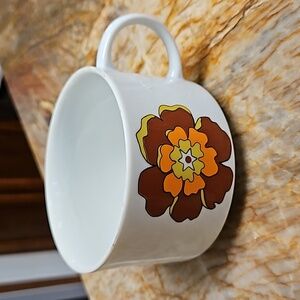 RETRO 1970's Flower Coffee Mug Cup